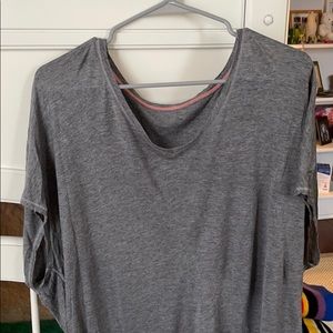 Lululemon T-shirt